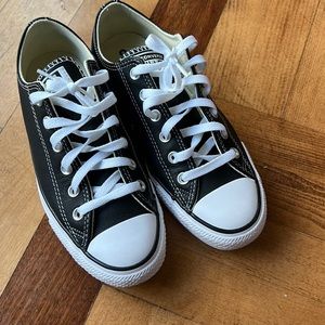 Converse leather shoes size 8
